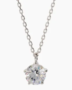Anhänger mit Zirkonia und Kette