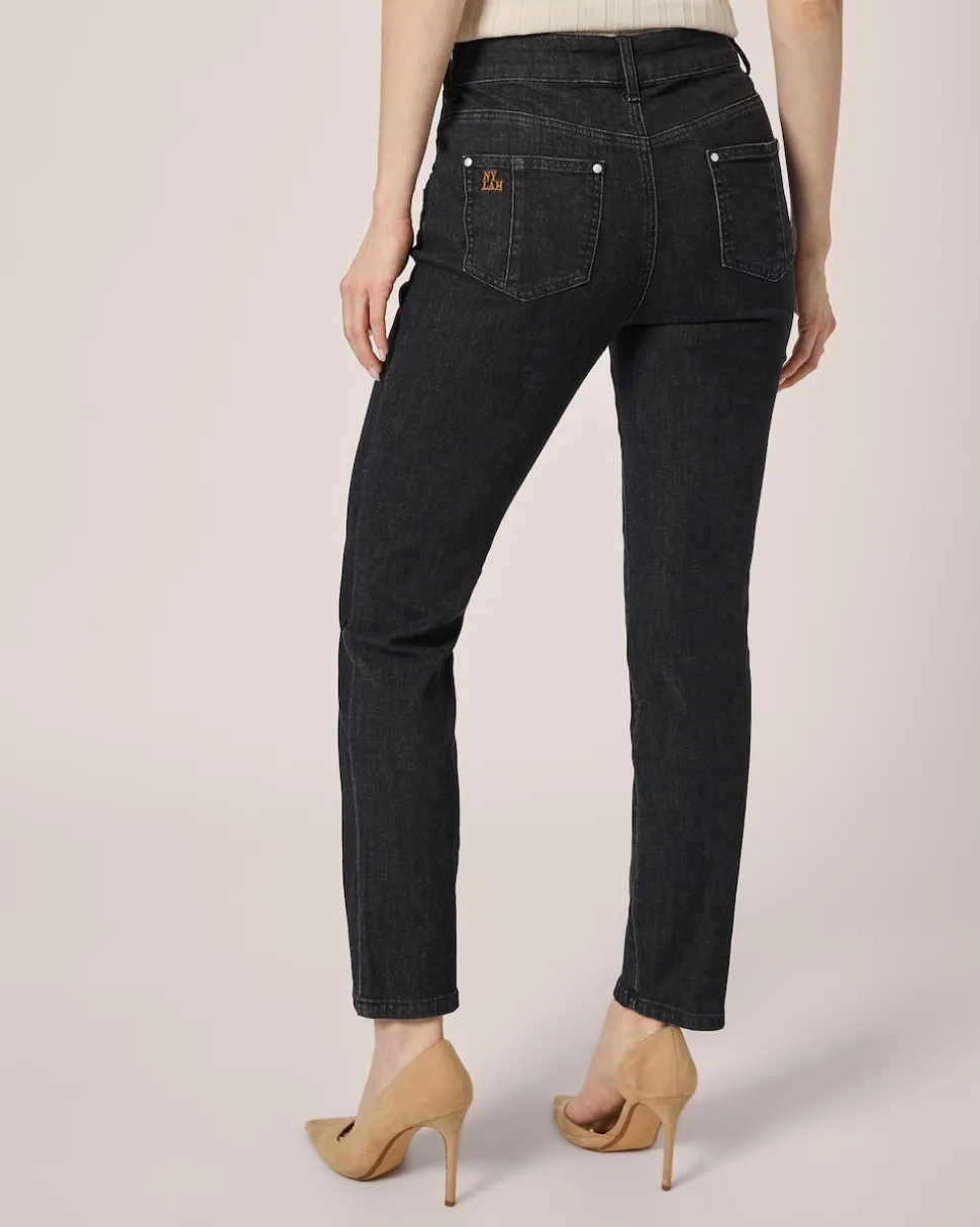 Basic Jeans mit Nylah Stickerei