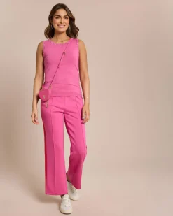 Basic Top mit Ziernaht