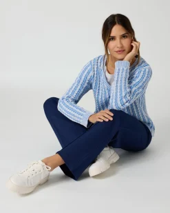 Bicolor-Pullover mit Zopfmuster