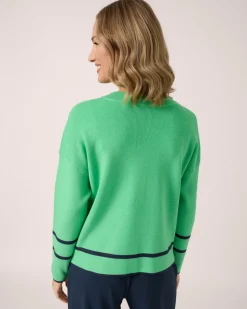 Boxy Strickpullover mit Zierknöpfen