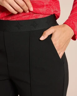 Elegante Hose mit Logo-Bund und Biese