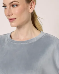 Faux Fur Pullover im Unidesign