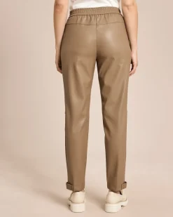 Hose mit Bein Detail
