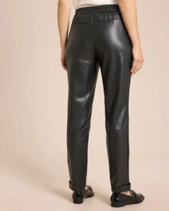 Hose mit Bein Detail