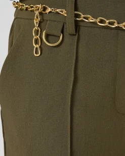 Hose mit Kettengürtel