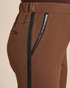 Hose mit Lederimitatbesätzen