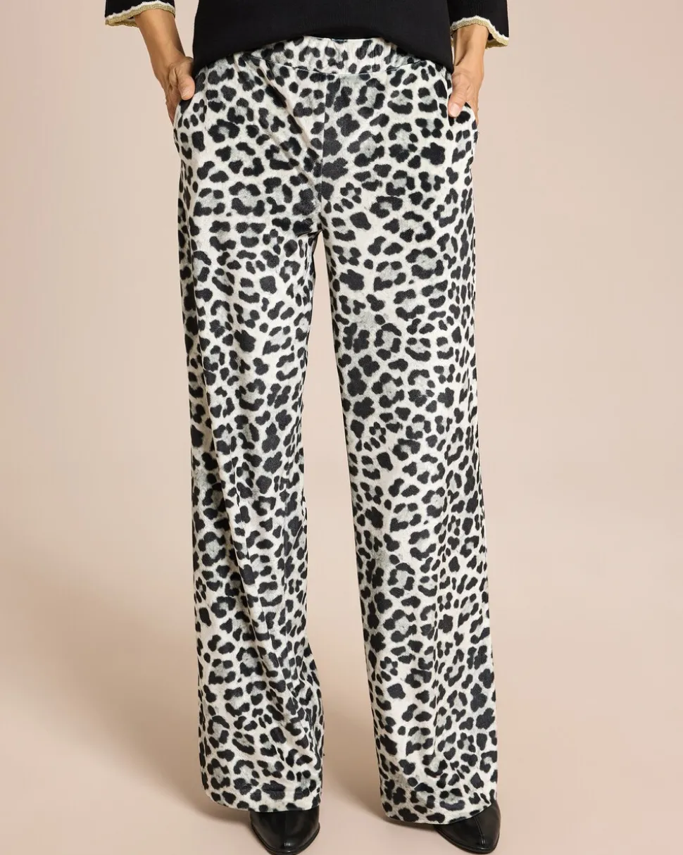 Hose mit Leopardenmuster