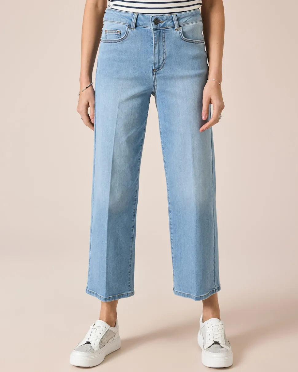 Jeans mit Bügelfalte