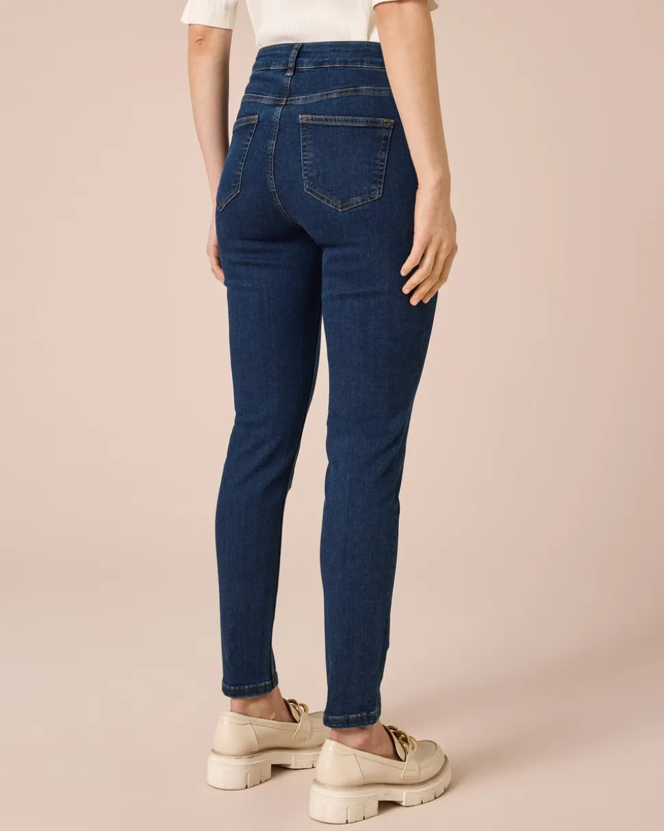 Jeans mit Naht-Details