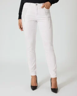 Jeans mit Steinchenbesatz