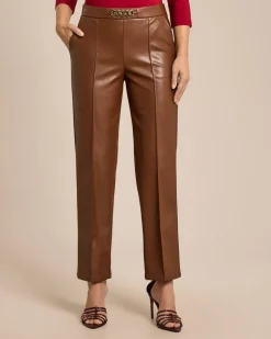 Lederimitat Hose mit Deko am Bund