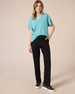 Pullover mit Cut-Outs am Ausschnitt