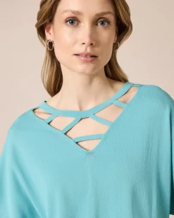 Pullover mit Cut-Outs am Ausschnitt