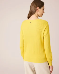 Pullover mit Herzausschnitt