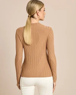 Relief Pullover