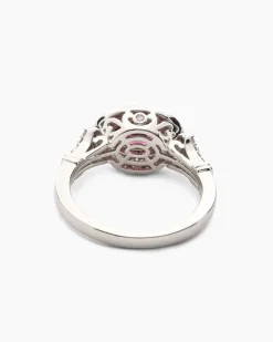 Ring mit Malawi Magenta Garnet und Brillanten
