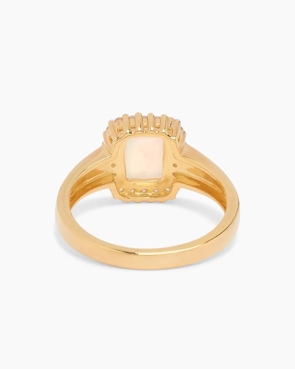 Ring mit Opal und Zirkon