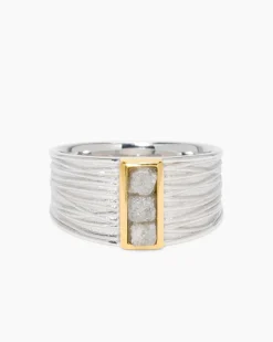 Ring mit Rohdiamant