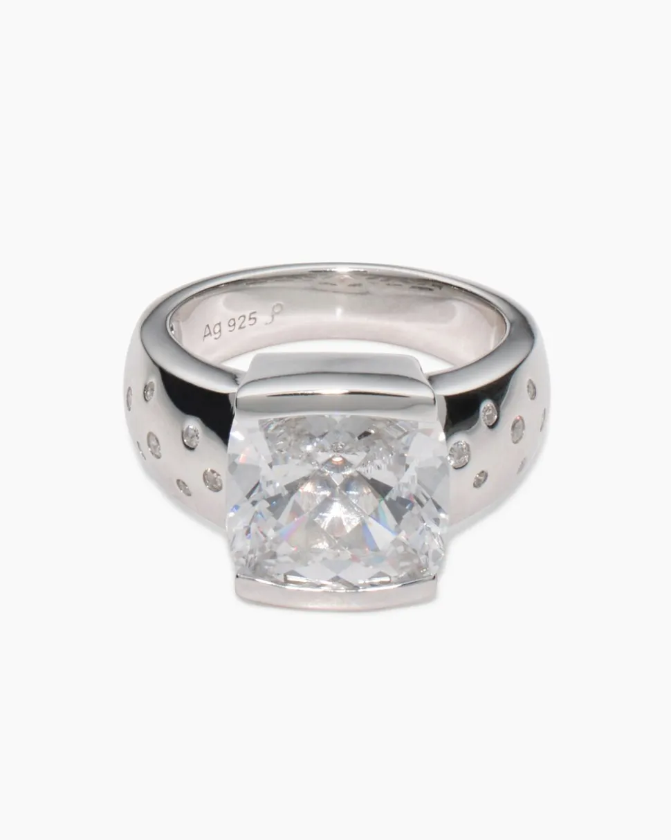 Ring mit Zirkonia