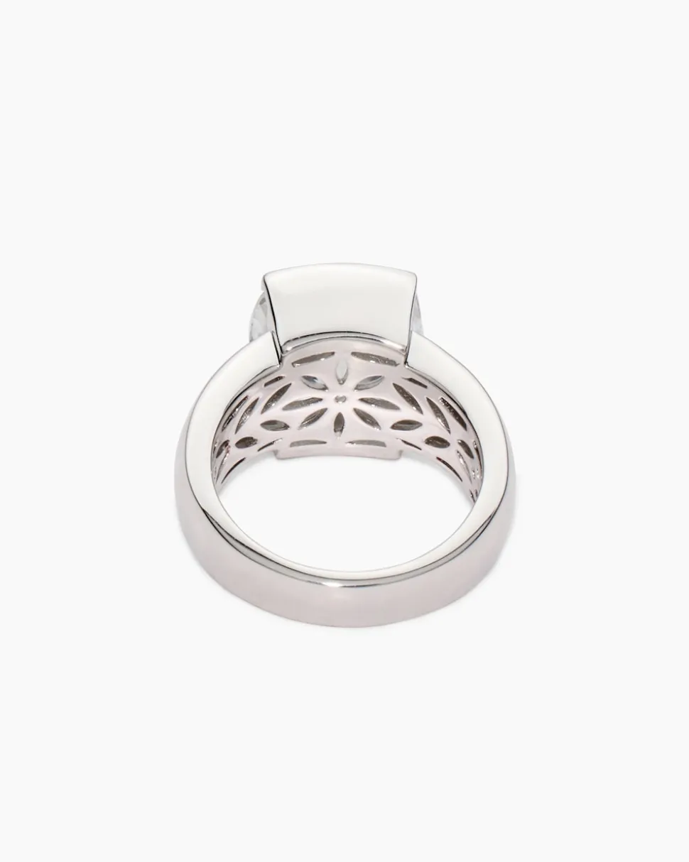 Ring mit Zirkonia