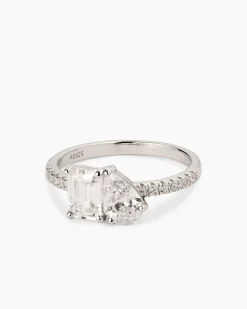 Ring mit Zirkonia