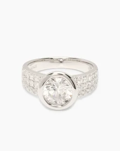 Ring mit Zirkonia