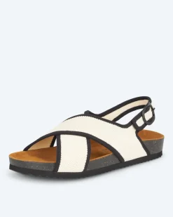 Sandale mit gekreuzten Riemen