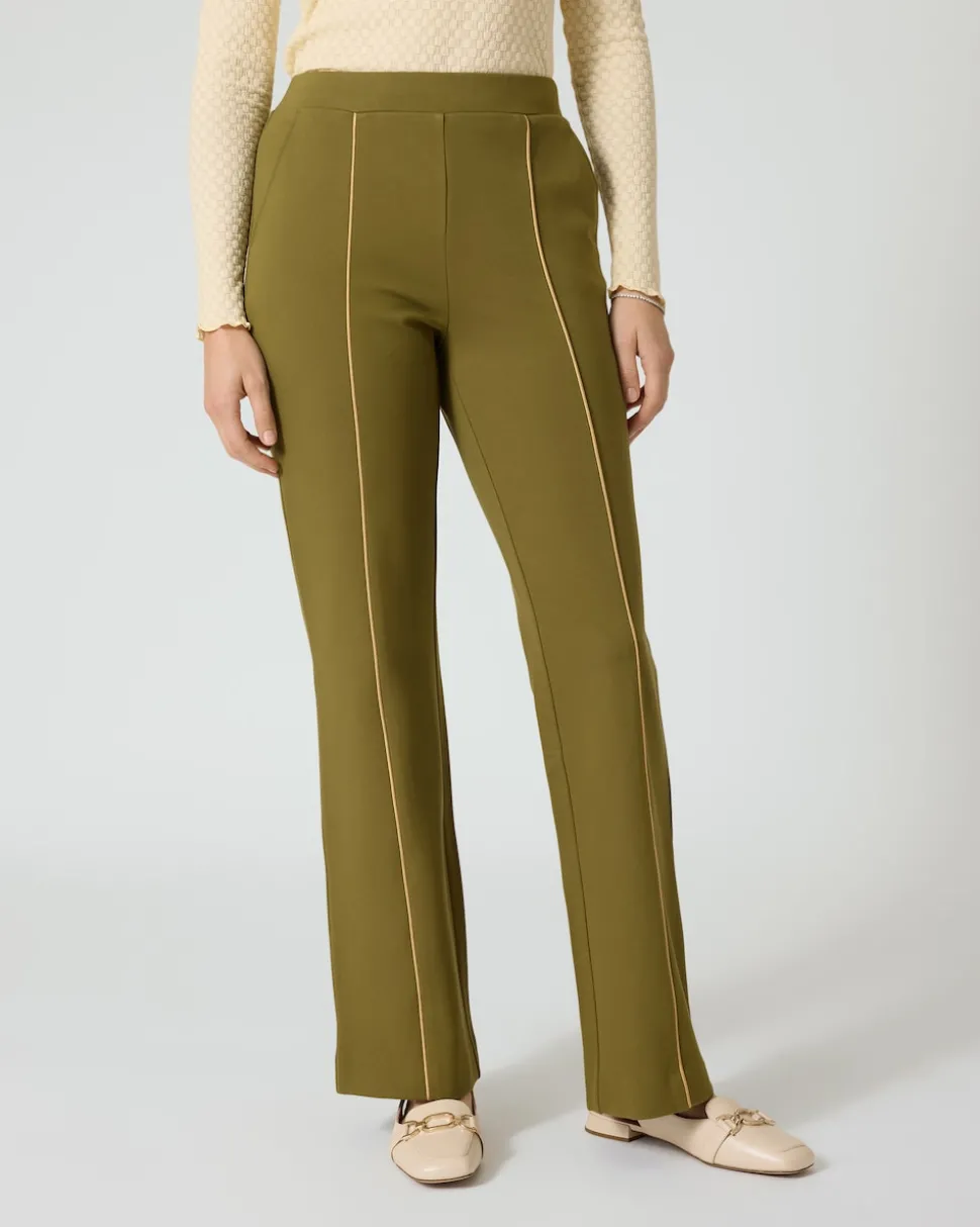 Schlupfhose im Flared Style
