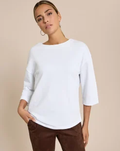 Shirt mit Applikation am Ausschnitt