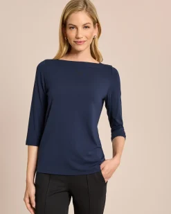 Shirt mit elegantem U-Boot-Ausschnitt