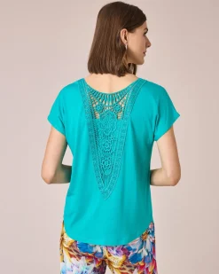 Shirt mit Rückenausschnitt