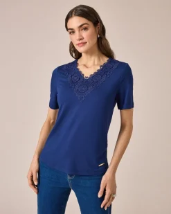 Shirt mit Spitzenbesatz