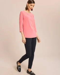 Shirt mit Strassdeko und Falten