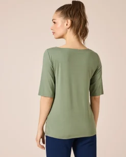 Shirt mit U-Boot-Ausschnitt