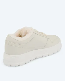 Sneaker mit Fellimitat