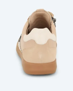 Sneaker mit THOM-Stern-Emblem