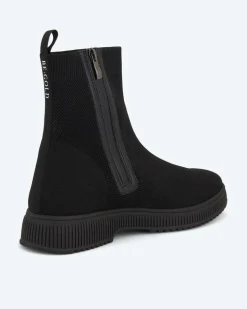 Stiefelette aus Strick