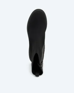 Stiefelette aus Strick