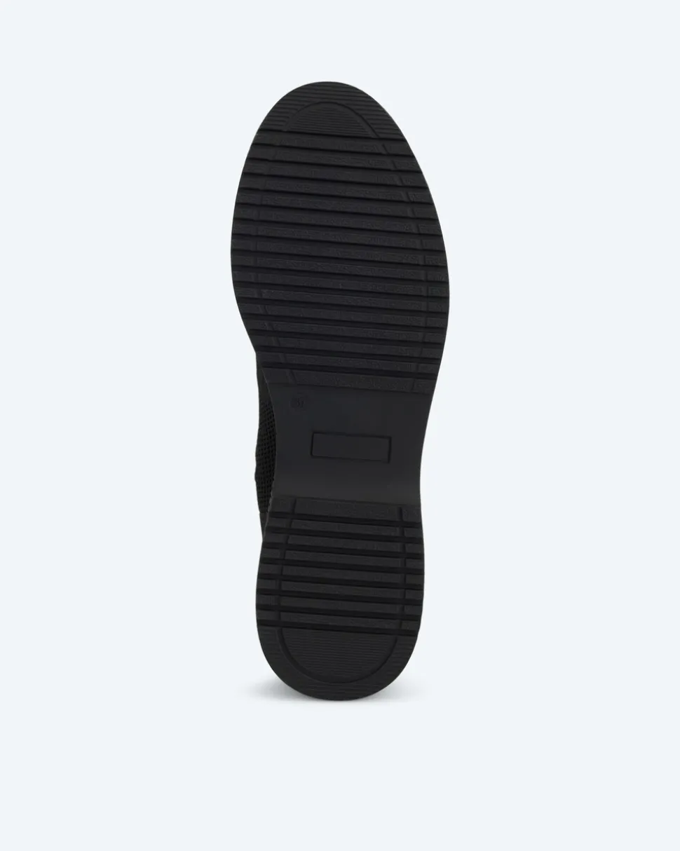 Stiefelette aus Strick