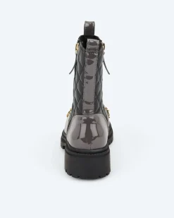 Stiefel mit Steppung