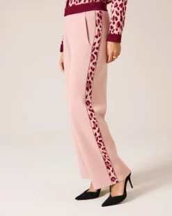 Strickhose mit seitlichen Leostreifen
