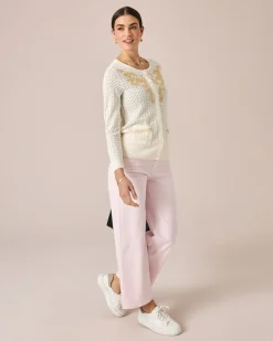 Strickjacke mit Blumenstickerei