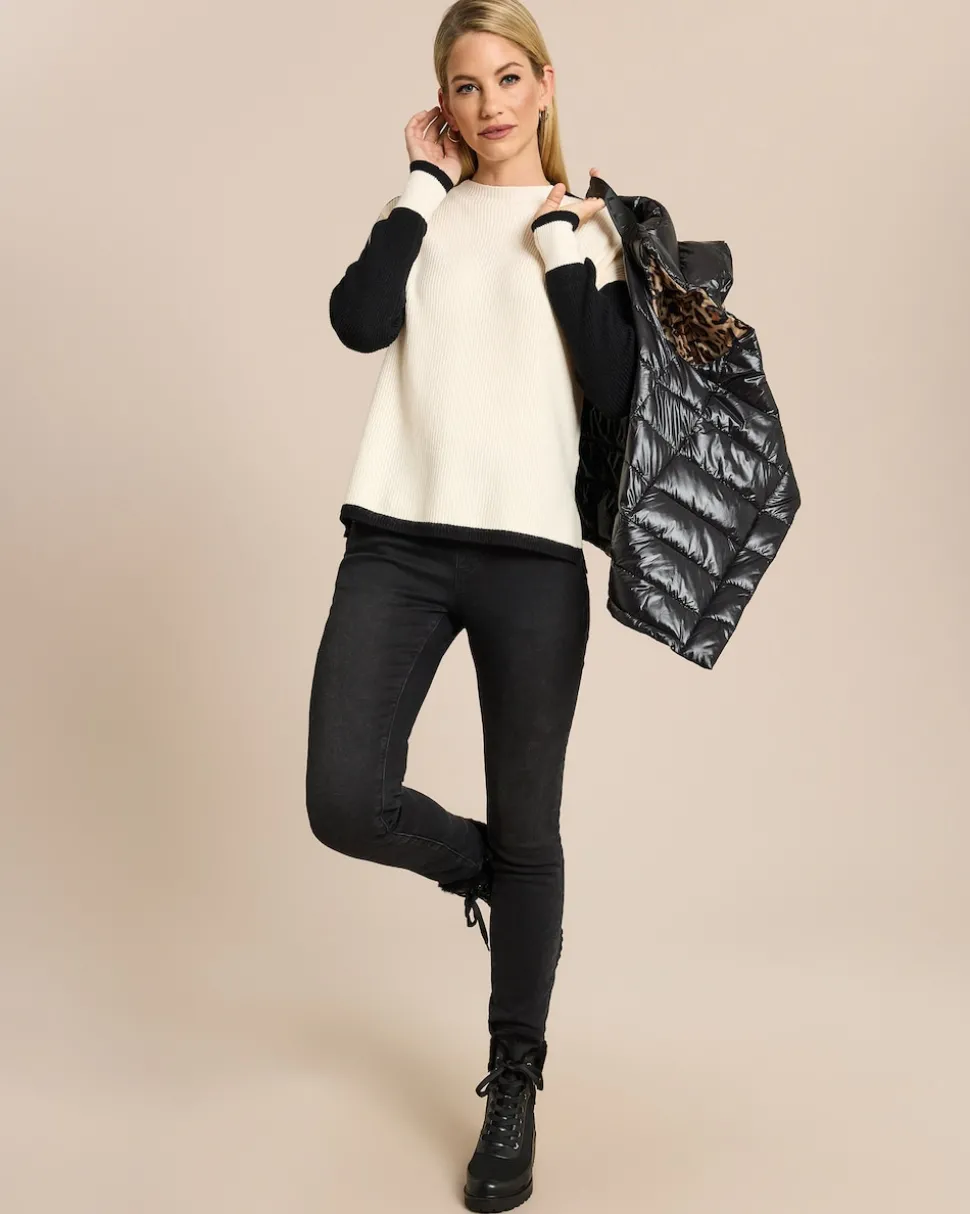 Strickpullover im Colorblock