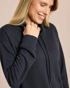 Sweatpullover mit Schlitzen