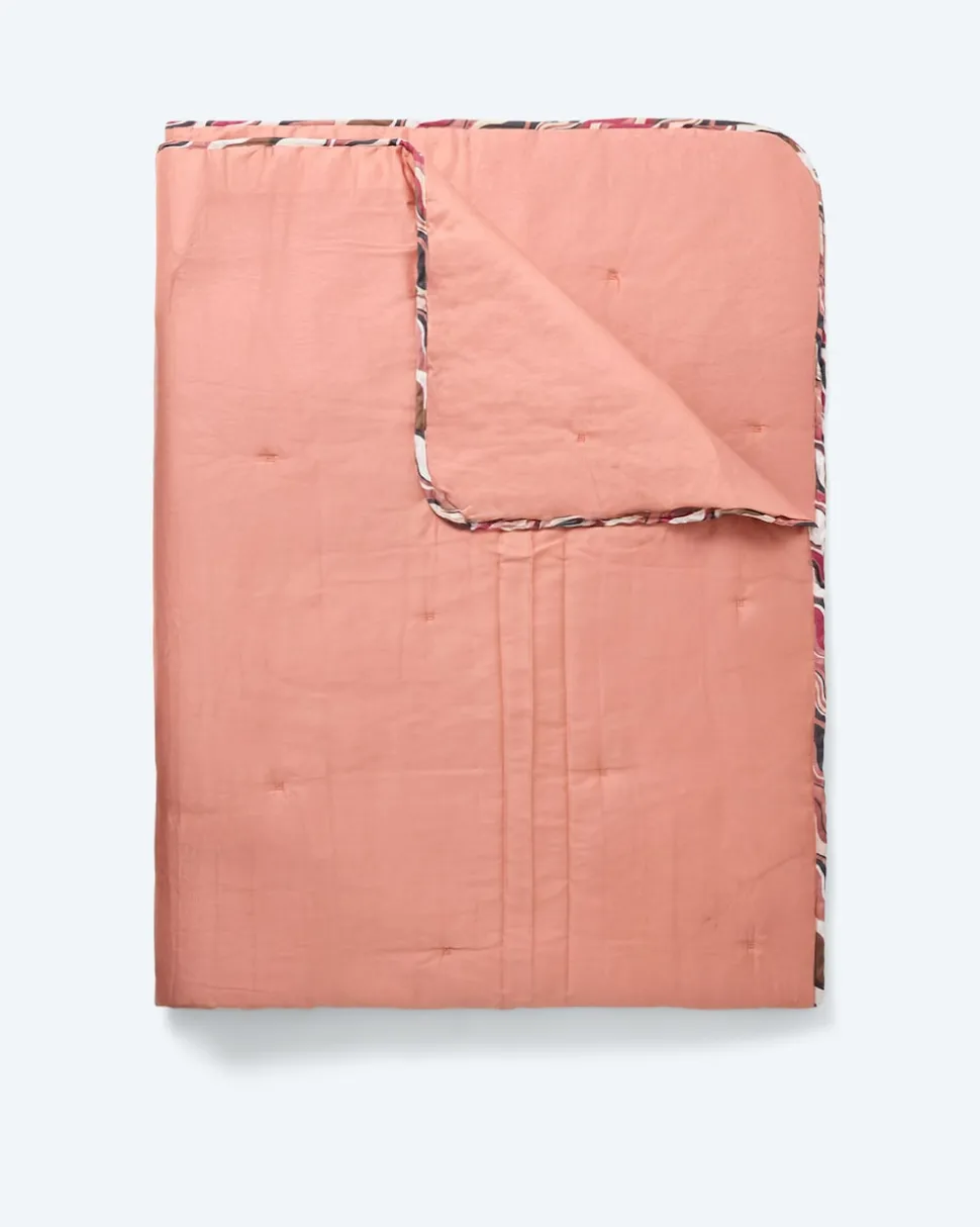 Tagesdecke mit Punktsteppung